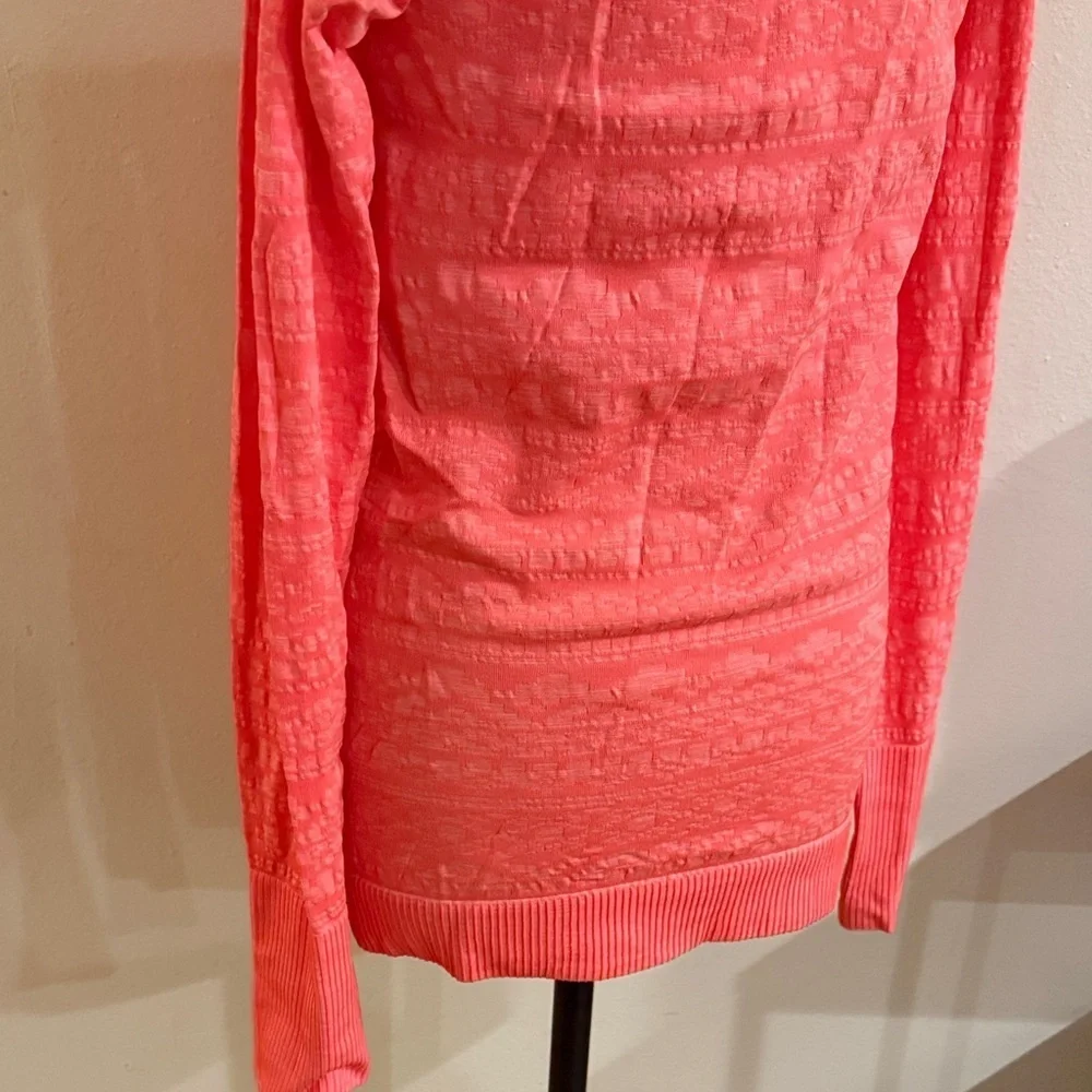 Lululemon sz 6 Rest Less Pullover Heathered Electric Coral NWOT new condition